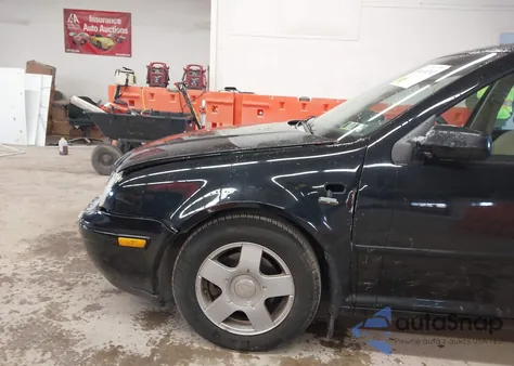 2000 Volkswagen Jetta Gls из США, поврежденный, VIN 3VWSC29M3YM000808